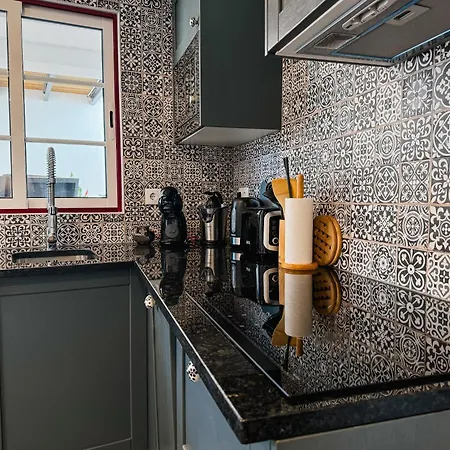 Old Fisherman's Corner 10 - Centro Old Town *